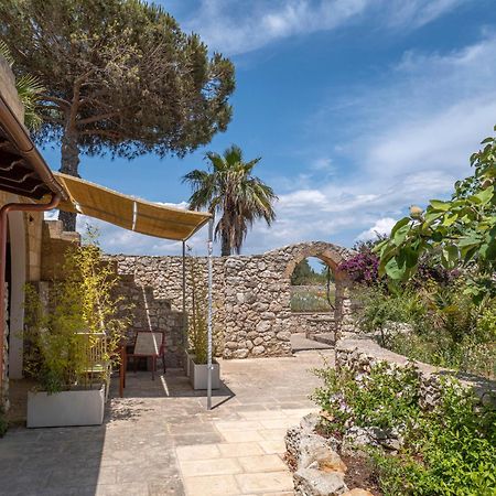 Agriturismo Masseria Alcorico ガリアーノ・デル・カーポ エクステリア 写真